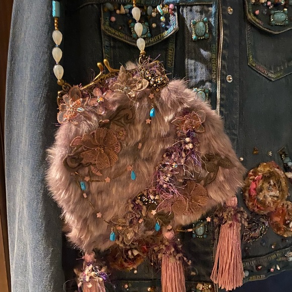 Mary Frances mauve(pink) fur and tassel bag - Picture 8 of 8